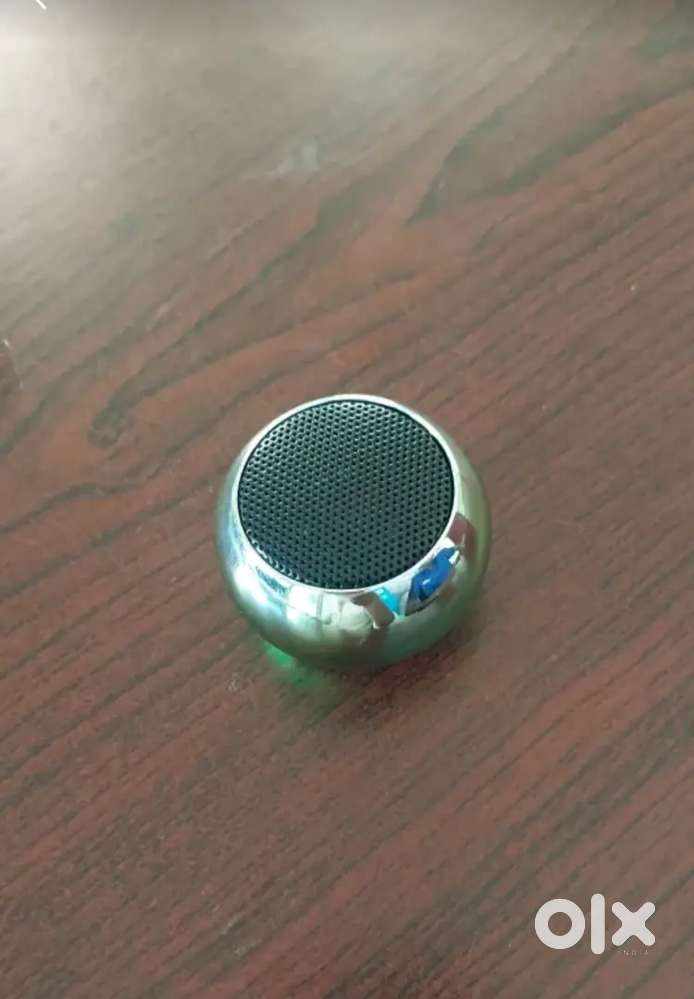 JBL mini speaker