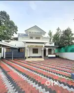 12 CENT 2000 SQFT 5 YEAR OLD HOUSE IN ALUVA PARAVUR ROUTE THATTAMPADY