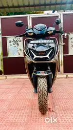 Hero Xoom 110 cc(Black)-Stylish Powerful & Well maintained for Sale !