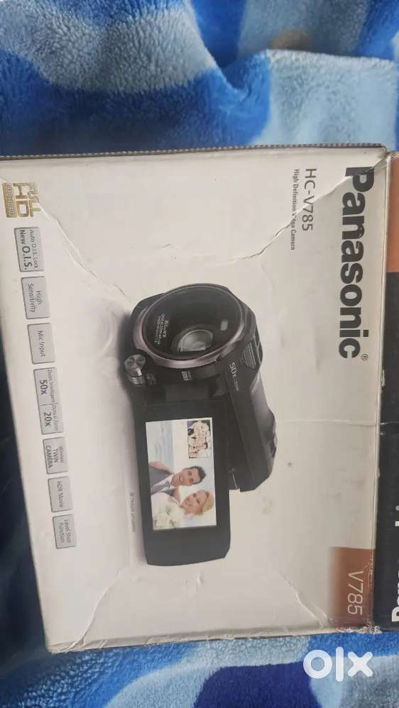 Panasonic HC V785 Camcorder Video Camera Brand New Condition
