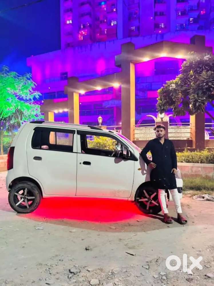 Good  condition  new tyar new alloy