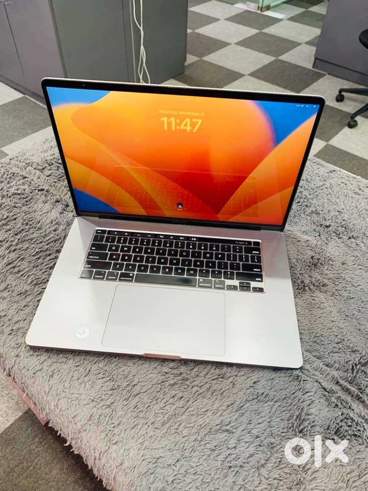 Apple MacBook Pro  2019  16inch  8 Core i9  32GB  512GB SSD WRNTY