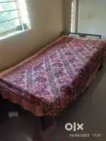 Single bed folding