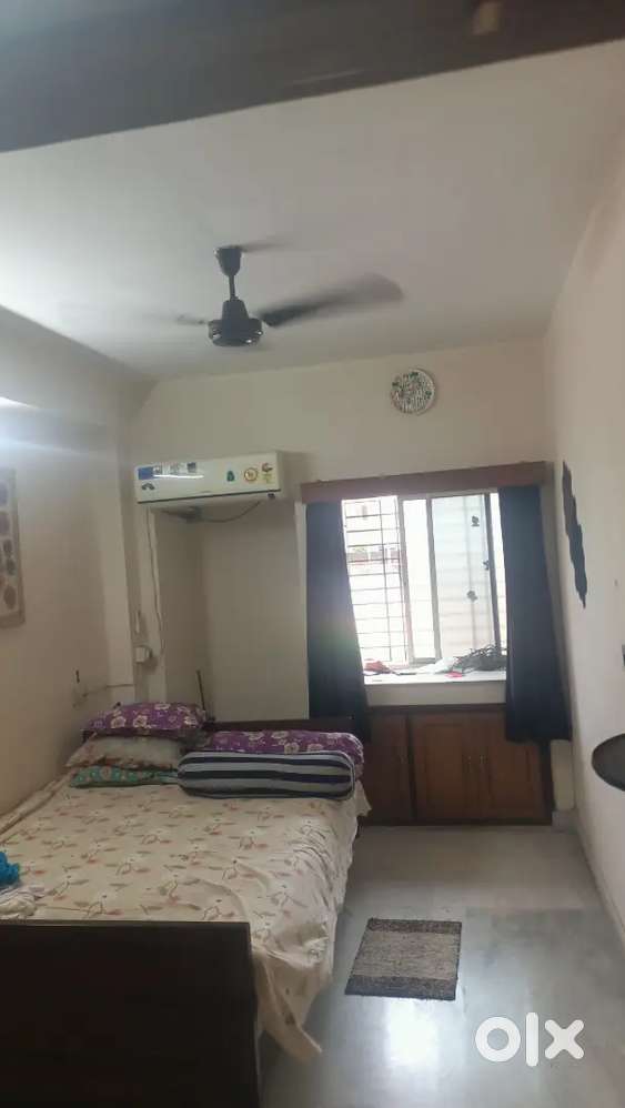 Vip road Kaikhali near chereamore 3 bhk flat for sale