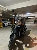 Royal Enfield Super Meteor 650 - Astral Black