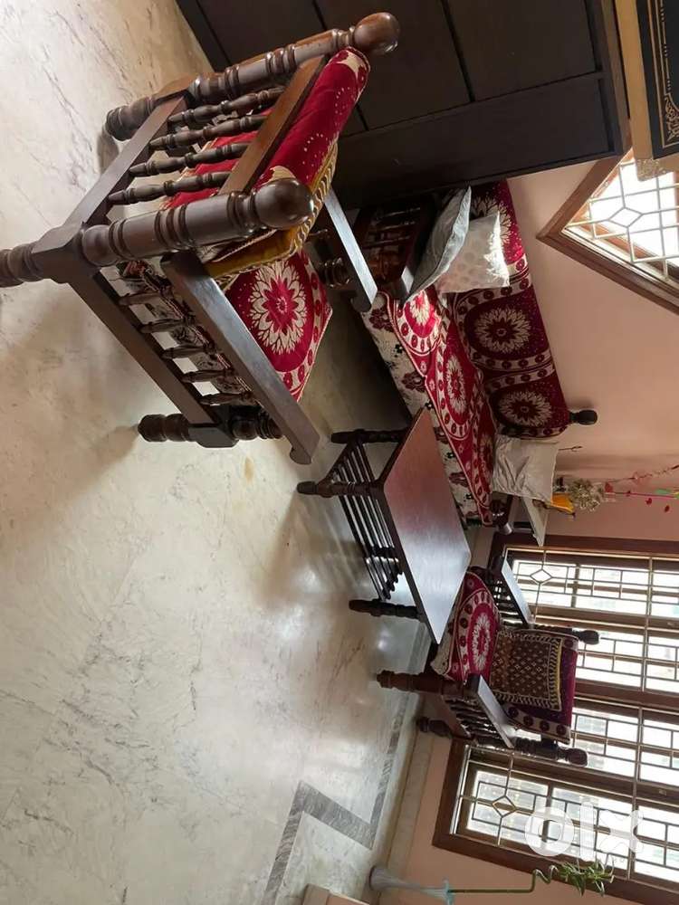 Pure Rosewood Sofa Set In Very Good Condition