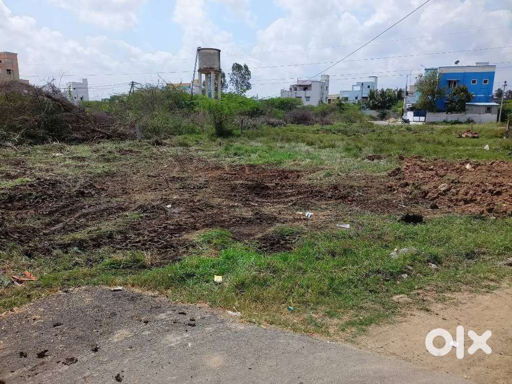 Residential corner plot near No.1 Tollgate, close to Chennai Highway