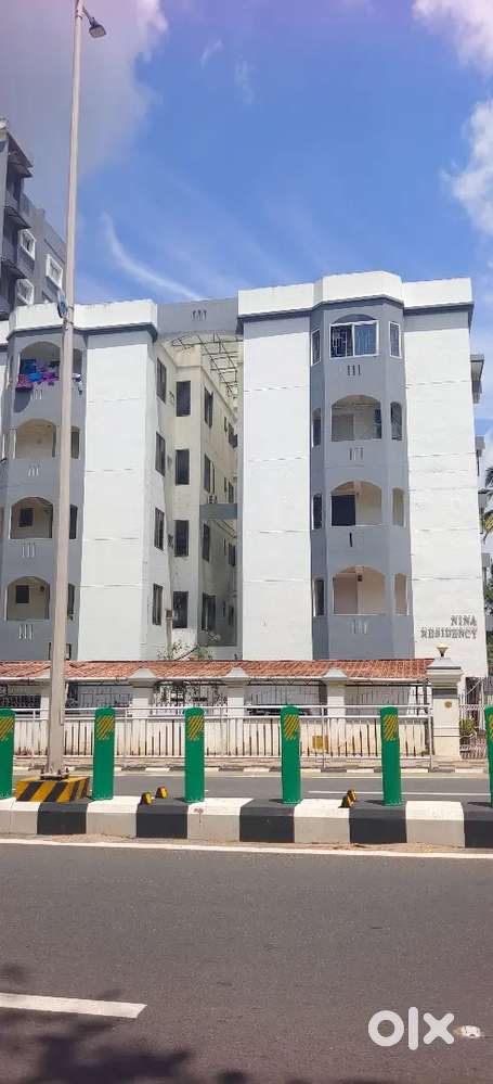 2 BHK FURNISHED FLAT FOR RENT IN VAZHUTHACAUD.