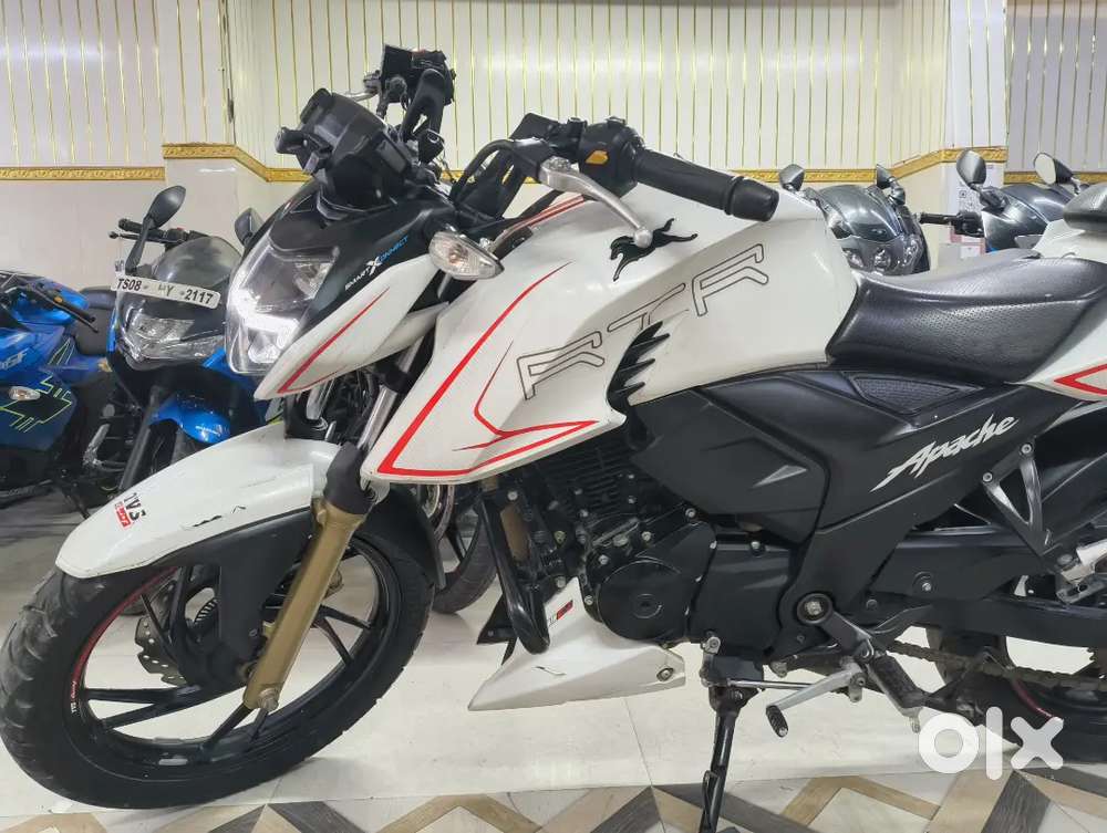 Tvs apachi 200 4v 2023 model kms only 9000kms for 139k