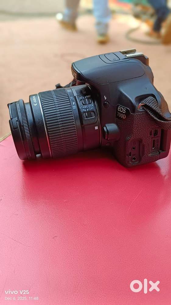Canon 700d with 2 lens
