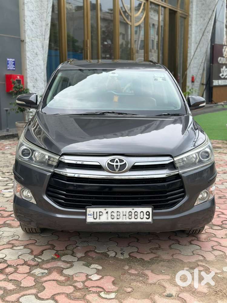 Toyota Innova Crysta 2.4 V, 2016, Diesel