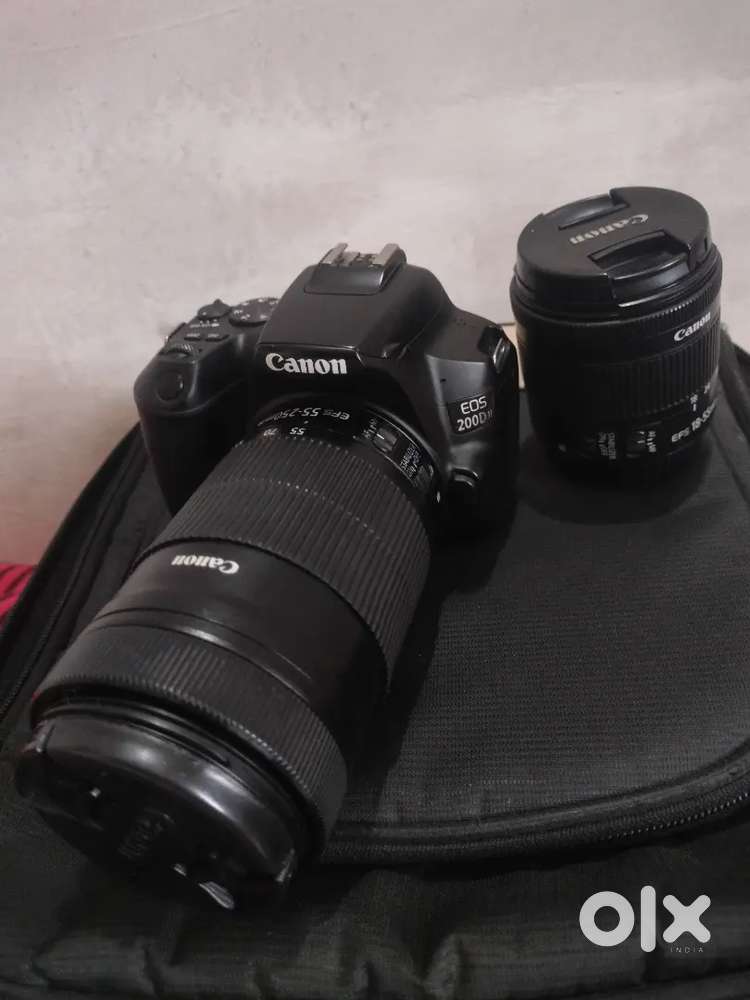 CANON 200D MARK II