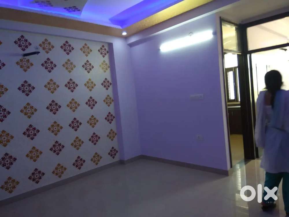 3 BHK SEMI - FURNISHED FLAT AVAILABLE FOR RENT - VAISHALI WEST, JPR.