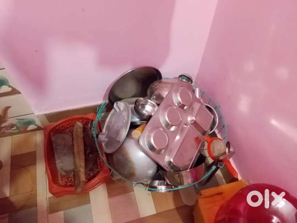 kitchen utensils with stand for sell