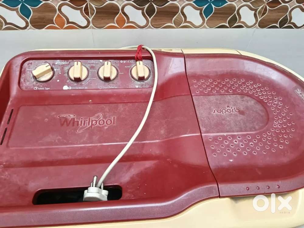 Semi washing machine whirlpool is very good condition