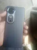 Vivo v40 under warranty