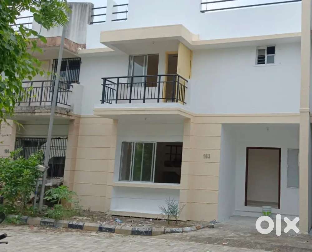 Selling My beautiful Rowhouse