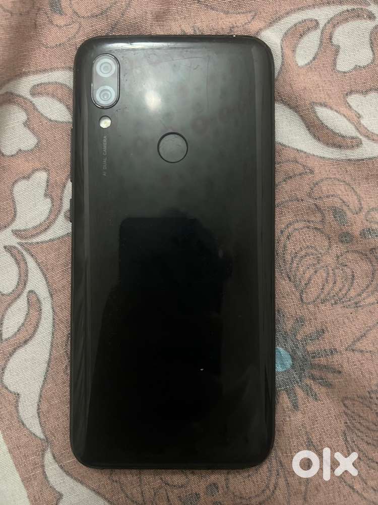 Redmi 7 black colour