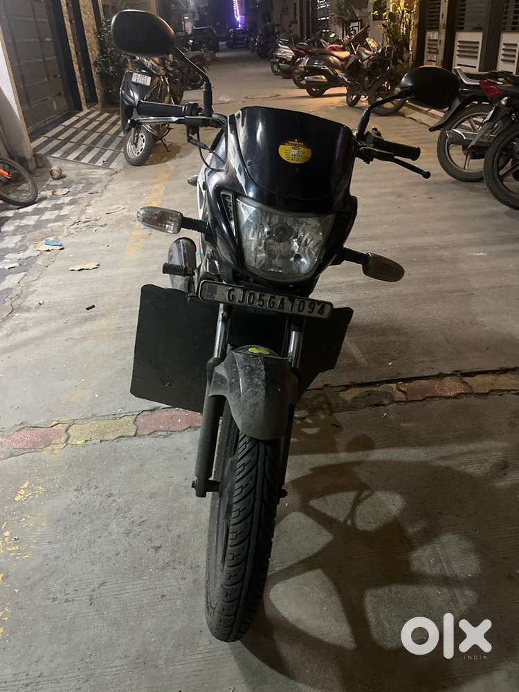 Glamour 125 cc bike