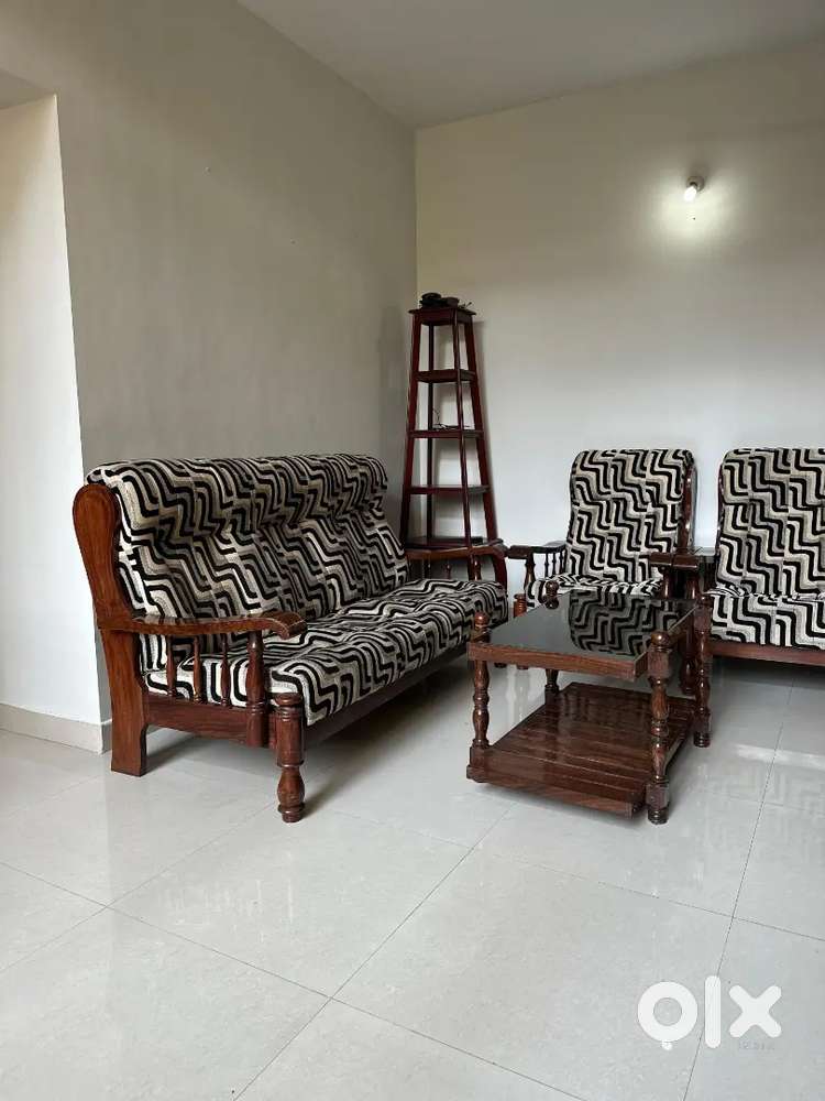 3 BHK GOOD FURNISHED FLAT IN MAROTTIVHUVAD EDAPPALLY NEAR BYPASS