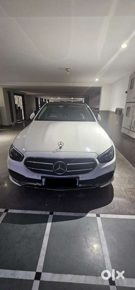 Mercedes-Benz E-Class Exclusive E 200, 2022, Petrol