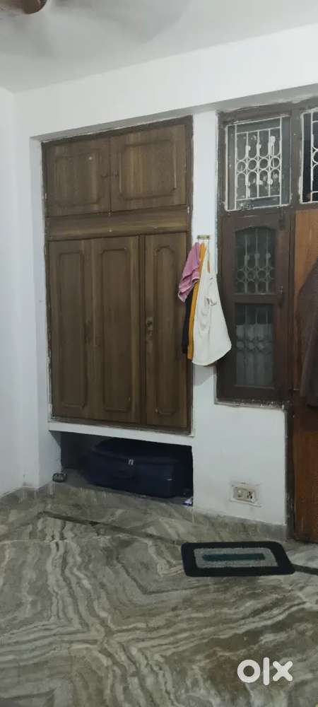 One room available  2 parson