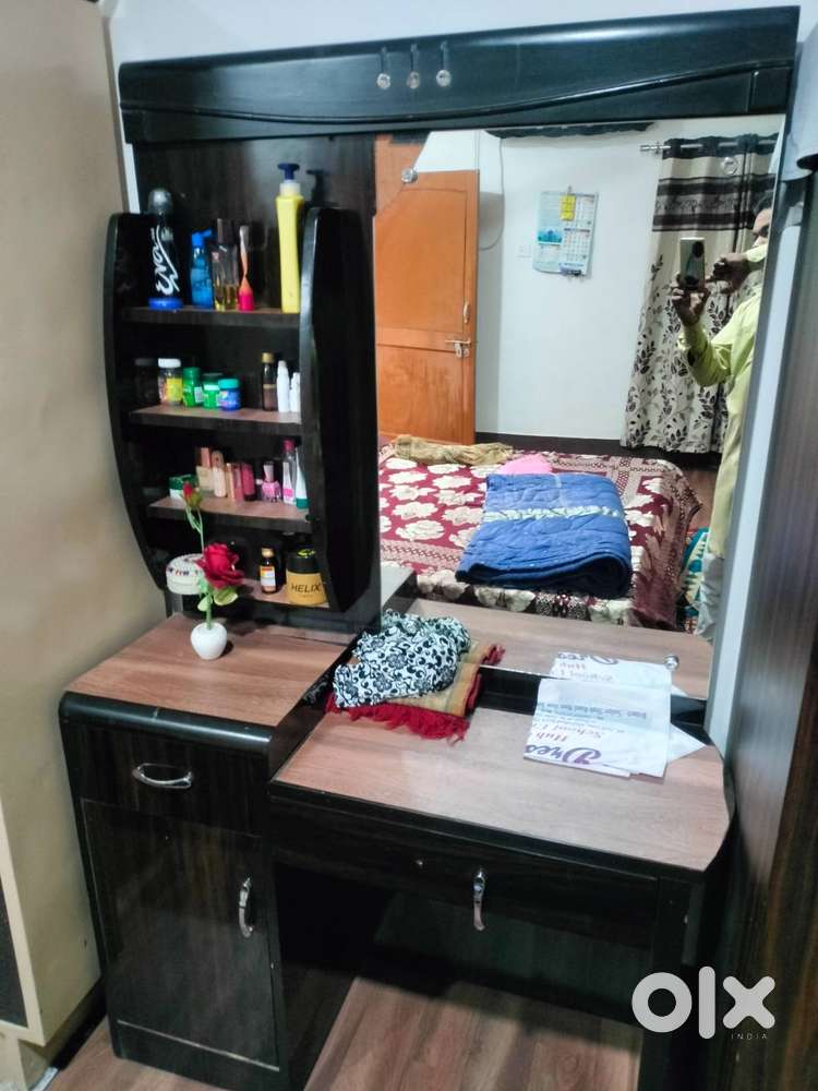 Sell Dressing table