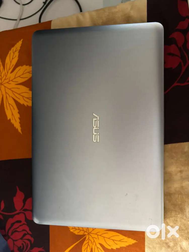 Asus laptop in excellent condition