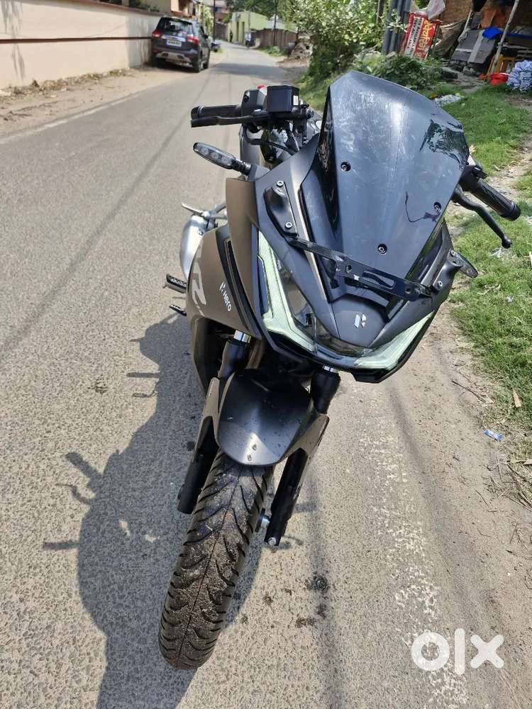 HERO KARZIMA XMR 210CC 1YEARS OLD