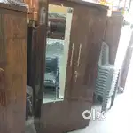अलमारी न्यू बेचना है