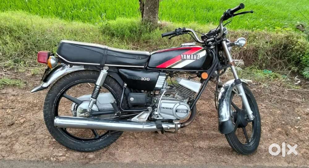 RX 100 full condition with paper's avilable