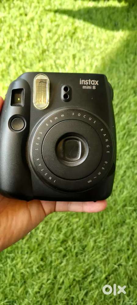 Fujifilm Instax Mini 8 Instant Camera + AA Rechargeable Battery Kit