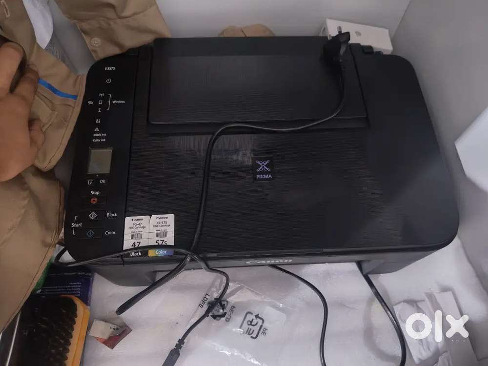 Printer canon e3370 printer 1 month old untuch pice bast printer