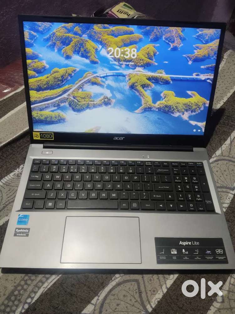 Acer laptop bechna he best condition