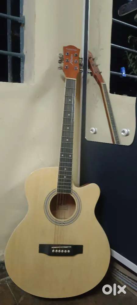 KADENCE  acoustics guitar