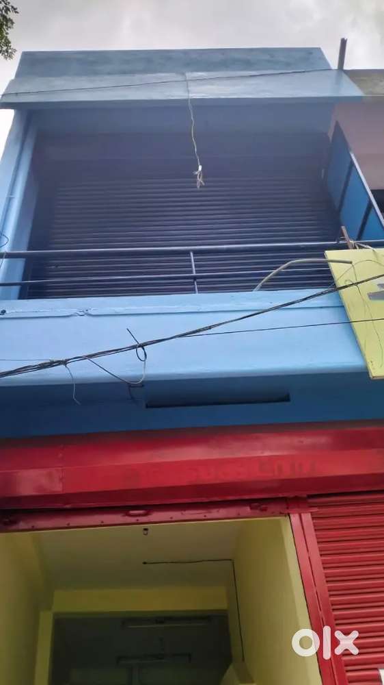 Shop for rent (upper floor)