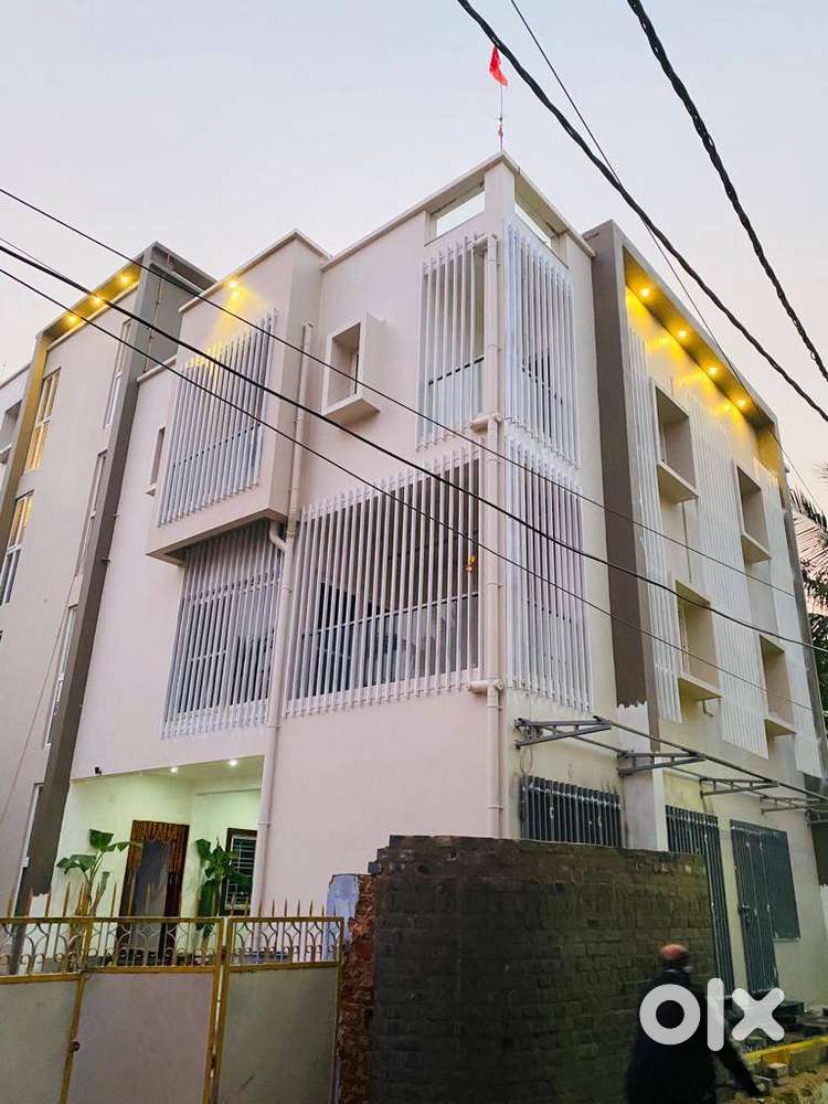 Ultra modern house 2 BHK 2 Bath Room with car parking