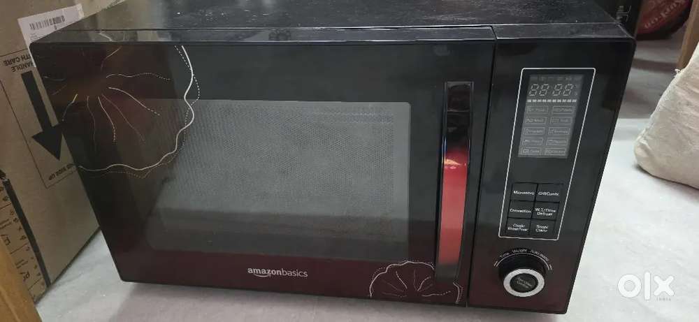 Amazon Basics 30litres Microwave Owen