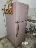 10 years old lg fridge