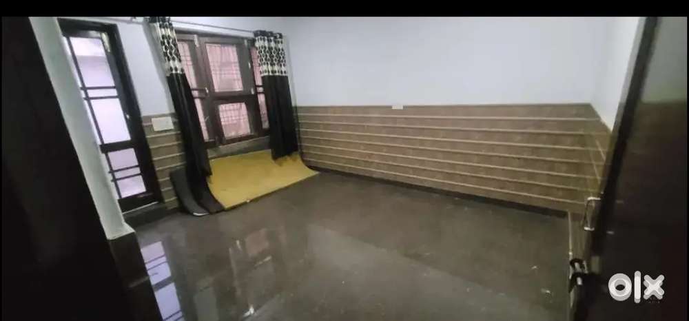 Room for rent in kunjwani without kithen