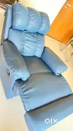 1 recyliner sofa