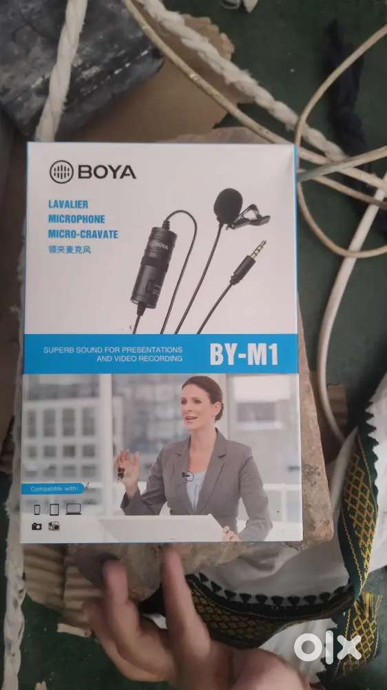 Original boya mic by m1 with 3.5 to type c converter cable bill box