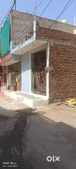 एक कमरा किराए पर देना है 15 बाय 10 का इच्छुक व्यक्ति संपर्क करें