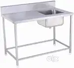 Commercial sink for restaurant