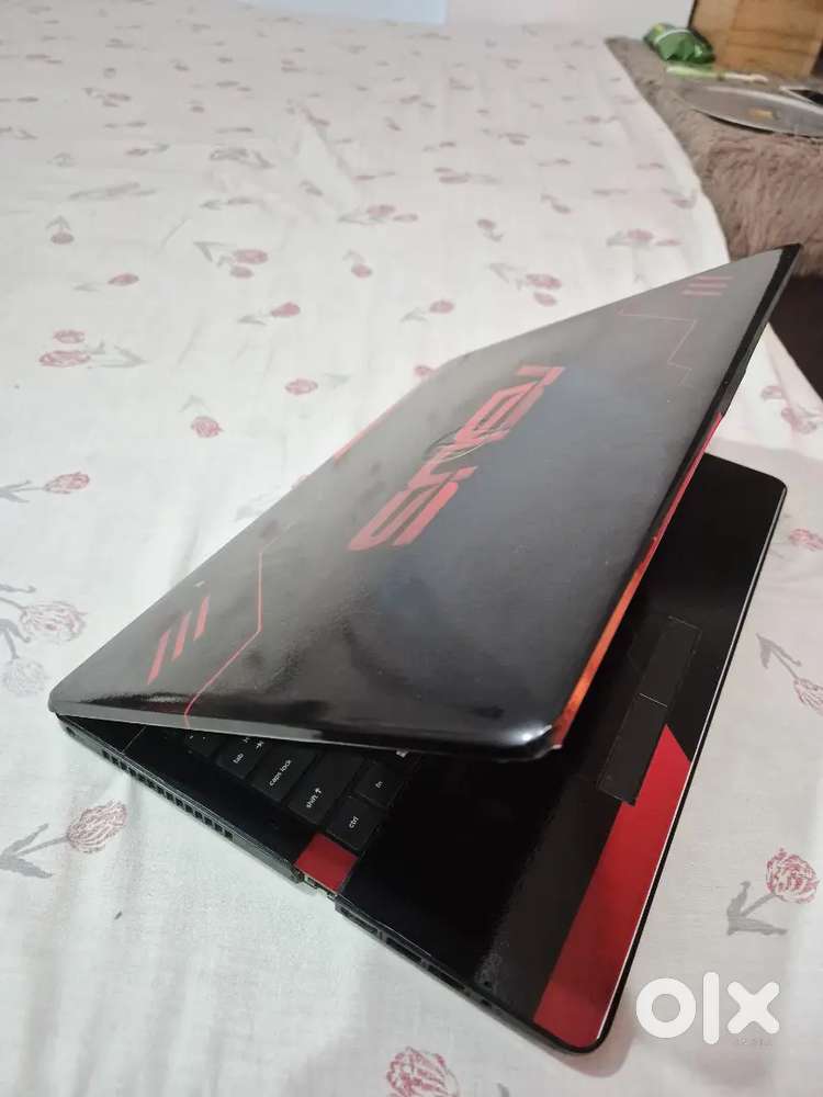 Hp 15 bs540tu 128gb ssd 1tb hdd 16gb ram i5 7th gen sell and exchange