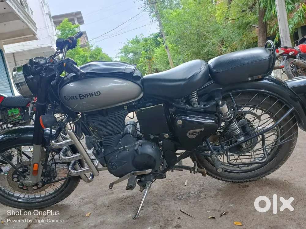Super condition , new tyres , just take and drive