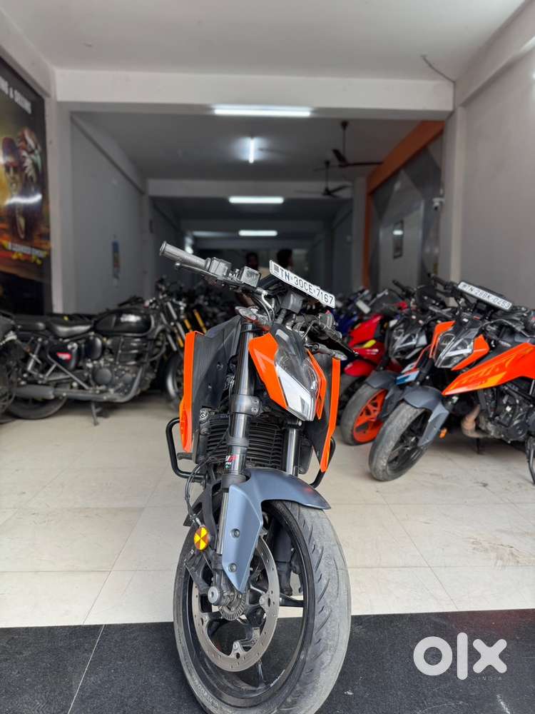 KTM DUKE 250 Gen2 2024 Orange