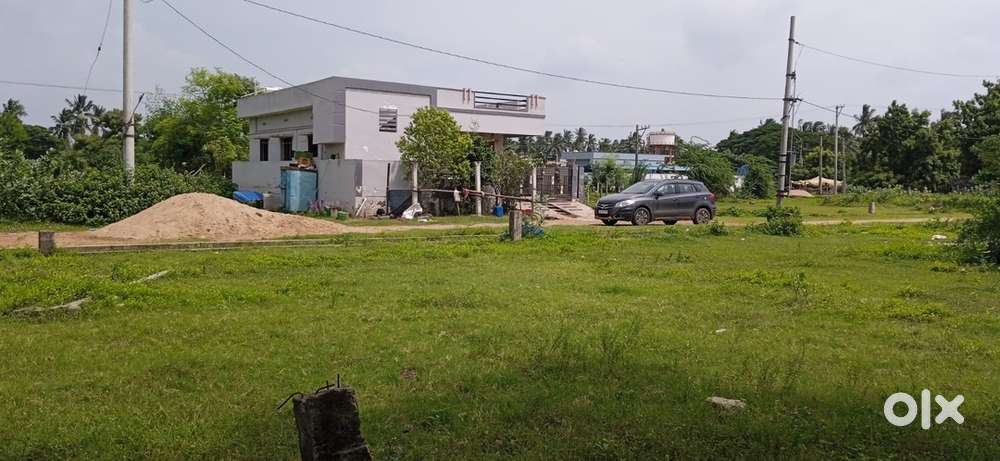 Plot for  urgent sale