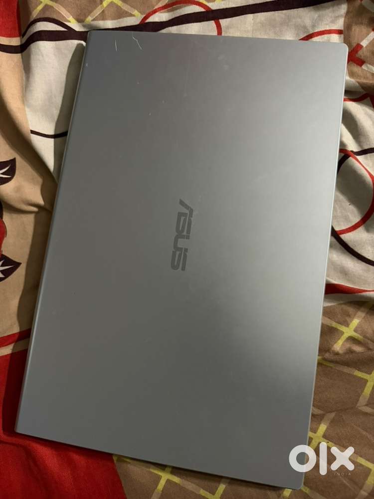 Asus vivobook i3 10th gen 8gb ram 512 ssd