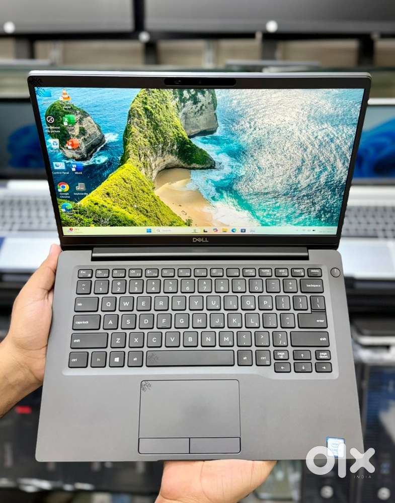 Dell 7400 touch i5 8th laptop 256gb nvme 8gb ram 14 inch ips like new